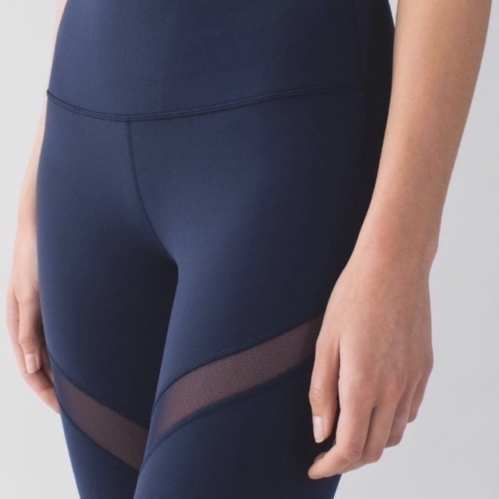 Lululemon High Times Pants Wrap Mesh Deep Navy 4 - Picture 2 of 10